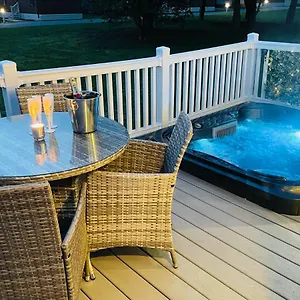  Holiday home The Braunston With Hot Tub United Kingdom
